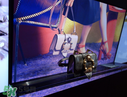 miumiu miulady尺寸多大？miulady寶石包尺寸介紹