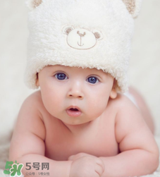 嬰兒視力發(fā)育過程圖 嬰兒視力發(fā)育如何促進 嬰兒視力發(fā)育過程圖 嬰兒視力發(fā)育如何促進