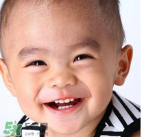 兒童換牙還沒掉就長牙正常嗎？兒童換牙先長牙是為什么？