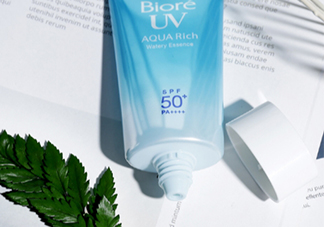 碧柔和新碧防曬霜哪個好？碧柔防曬霜和新碧防曬霜對比