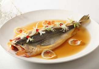 小黃魚不能和什么一起吃？小黃魚和什么相克？