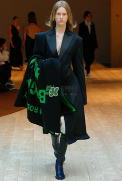 celine2017秋冬系列衣服怎么樣_好看嗎？