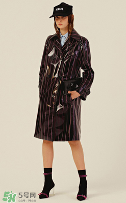 versus versace2018早春度假系列衣服款式有哪些_好看嗎？