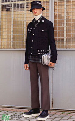 versus versace2018早春度假系列衣服款式有哪些_好看嗎？