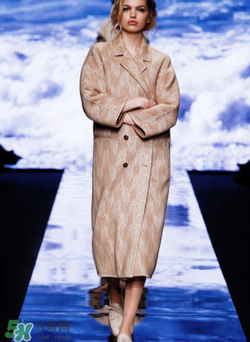 max mara是什么牌子_哪個國家的_什么檔次？