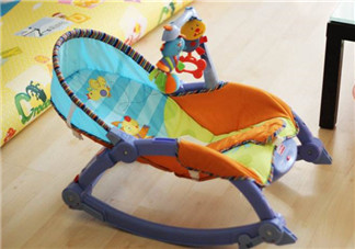 費(fèi)雪搖椅對(duì)寶寶脊椎不好嗎？費(fèi)雪搖椅對(duì)寶寶有危害嗎？