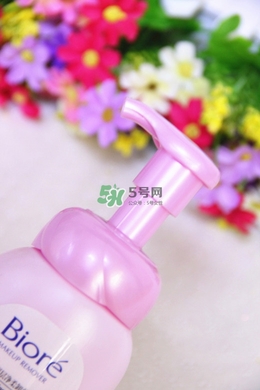 碧柔卸妝水和卸妝乳哪個(gè)好？碧柔卸妝水和卸妝乳選擇