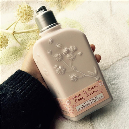 夏天適合用身體乳嗎?夏天用什么身體乳好? 夏天適合用身體乳嗎?夏天用什么身體乳好?