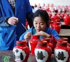 花雕酒是什么做的？花雕酒用什么做的