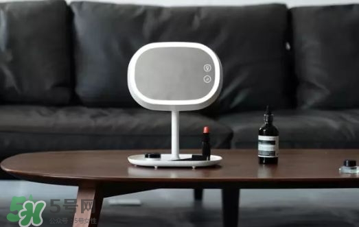 muid化妝鏡臺(tái)燈好用嗎?muid化妝鏡臺(tái)燈需充電多久? muid化妝鏡臺(tái)燈好用嗎?muid化妝鏡臺(tái)燈需充電多久?