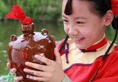 女兒紅可以直接喝嗎？女兒紅可以兌酒喝嗎？