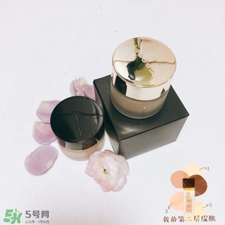 明星愛(ài)用的護(hù)膚品曝光 明星真正在用的護(hù)膚品 明星愛(ài)用的護(hù)膚品曝光 明星真正在用的護(hù)膚品