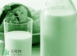 胃脹氣可以喝牛奶嗎？胃脹氣喝牛奶會怎樣？