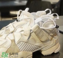 2018vetements reebok pump最新聯(lián)名運(yùn)動(dòng)鞋什么樣_好看嗎？
