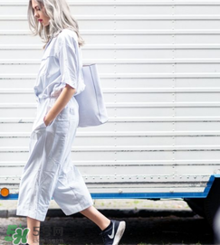 七分闊腿褲怎么搭配衣服？七分闊腿褲配什么上衣？