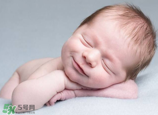 嬰兒吃藥能打預防針嗎？嬰兒吃藥影響預防針嗎？