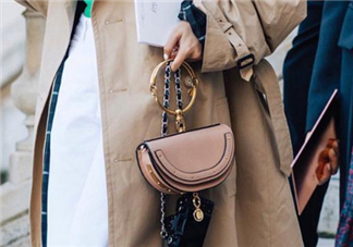 圓環(huán)包是什么牌子？手環(huán)包是哪個品牌？