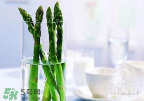 蘆筍可以榨汁嗎？蘆筍可以和什么一起榨汁