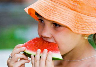 楊梅和西瓜能一起吃嗎？西瓜可以和楊梅一起吃嗎？