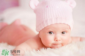 夏季寶寶體溫多少正常？夏季寶寶體溫會偏高嗎？