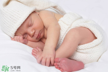 夏季寶寶厭食怎么辦？夏天寶寶不肯吃飯?jiān)趺崔k？