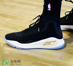 under armour curry4黑金怎么樣？庫里總決賽戰(zhàn)靴客場配色諜照曝光