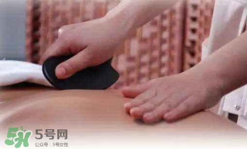 刮痧刮出來(lái)的痧是什么？刮痧出來(lái)的痧是臟血嗎