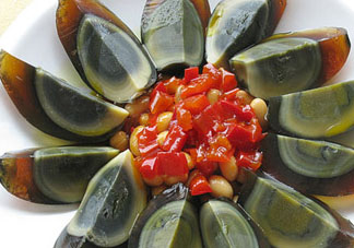 皮蛋和鱔魚能一起吃嗎？黃鱔可以和皮蛋一起吃嗎？