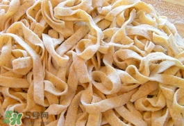 油潑面怎么和面？油潑面的面怎么和