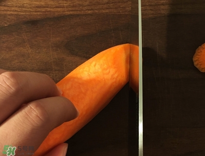 紅薯和胡蘿卜可以一起嗎？胡蘿卜和紅薯怎么做好吃