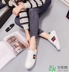 gucci小白鞋多少錢？古馳小白鞋國內(nèi)專柜價格