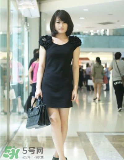 7月份穿什么衣服？七月份穿衣搭配