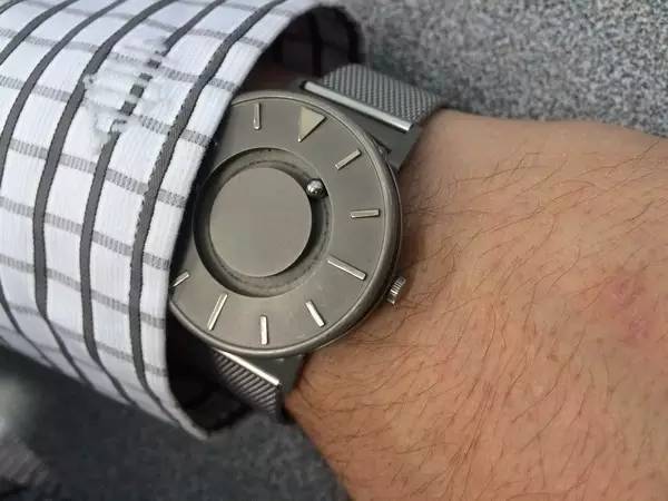 eone手表怎么看時(shí)間？eone手表時(shí)間怎么調(diào)？