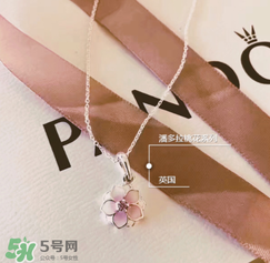 潘多拉項(xiàng)鏈洗澡可以戴嗎？潘多拉項(xiàng)鏈可以帶著洗澡嗎？