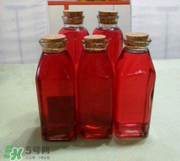 泡楊梅酒要放多少糖？泡楊梅酒放多少冰糖？