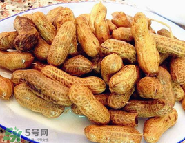 楊梅和花生能一起吃嗎？吃了楊梅還能吃生花生嗎？