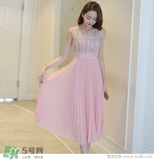 7月份去三亞穿什么？去月份去三亞穿什么衣服