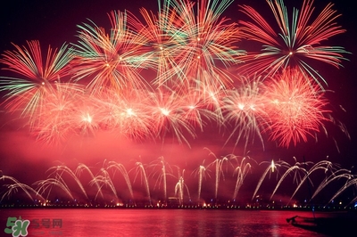 7月份去長(zhǎng)沙穿什么？七月份去長(zhǎng)沙穿什么衣服