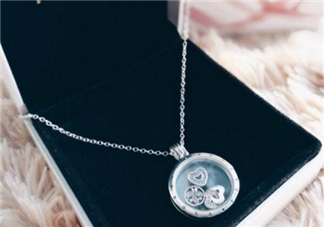 pandora項鏈掉色嗎？潘多拉項鏈會不會掉色？