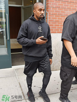 adidas yeezy 350 v2反轉(zhuǎn)奧利奧配色諜照曝光好看嗎？