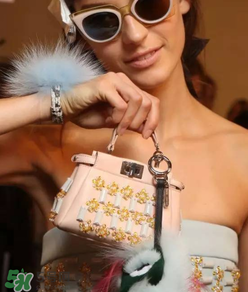 fendi peekaboo尺寸多大？芬迪peekaboo尺寸有哪幾種？