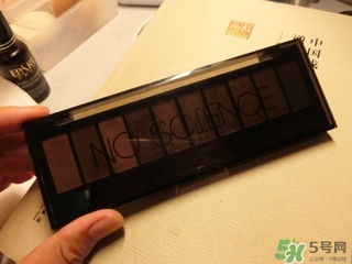 不科學(xué)家眼影哪里買？不科學(xué)家眼影地址