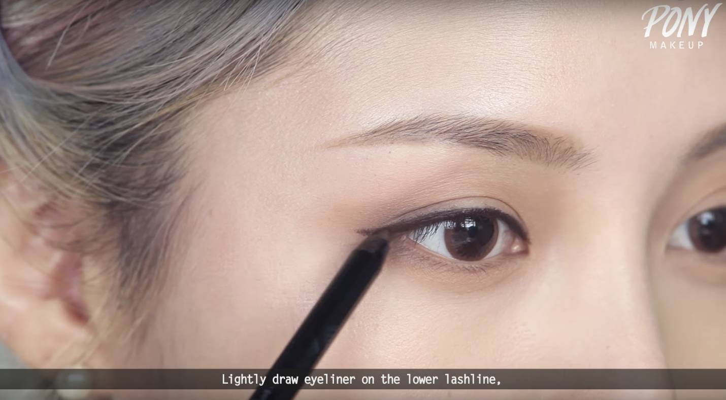 正確的化妝順序步驟 8步就能化完妝 正確的化妝順序步驟 8步就能化完妝