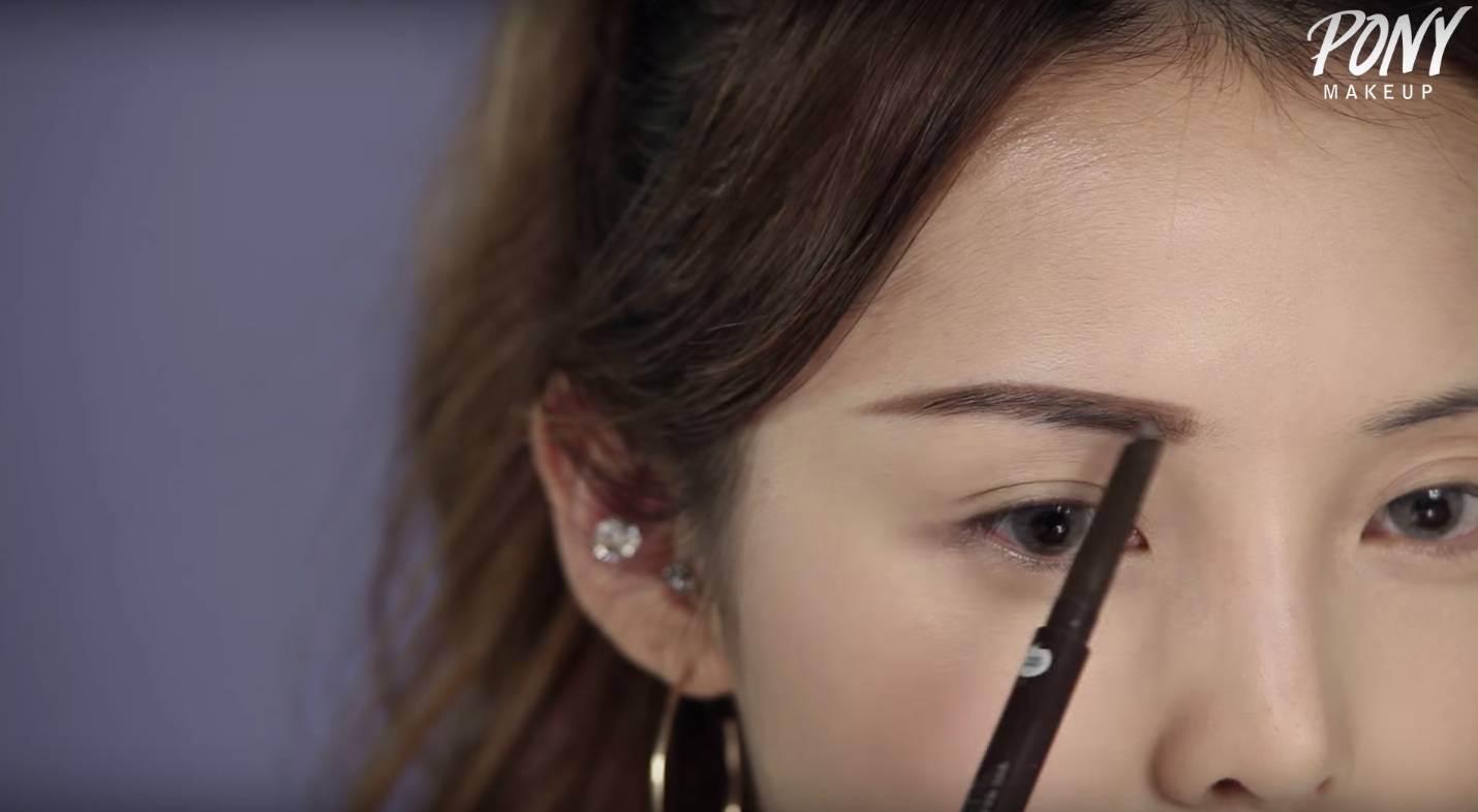 正確的化妝順序步驟 8步就能化完妝 正確的化妝順序步驟 8步就能化完妝