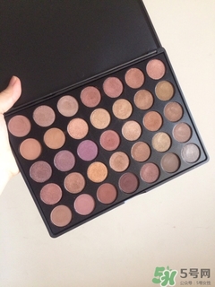 ismine伊姿蔓是什么牌子？伊姿蔓眼影色號試色