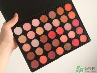 ismine伊姿蔓是什么牌子？伊姿蔓眼影色號試色