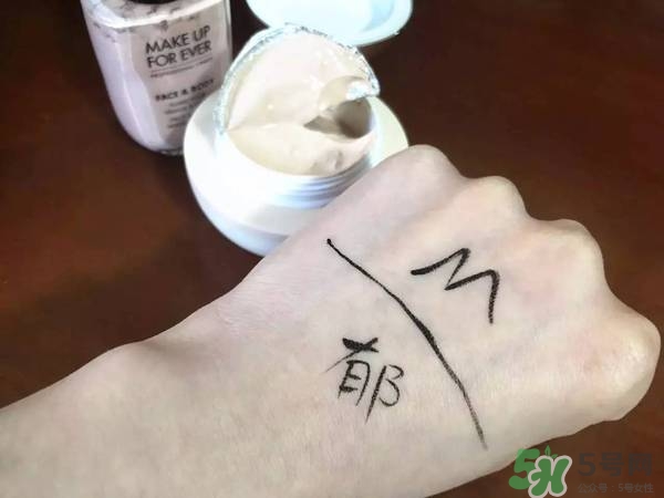 郁美凈粉底霜怎么樣？郁美凈粉底霜色號(hào)試色