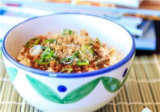 魚松飯是什么？魚松飯?jiān)趺醋觯?></a>
      <p class=