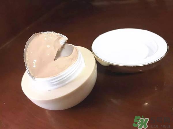 郁美凈粉底霜怎么樣？郁美凈粉底霜色號(hào)試色