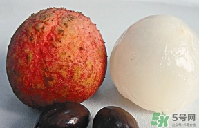 黑葉荔枝有什么功效？黑葉荔枝吃多了會(huì)怎樣？